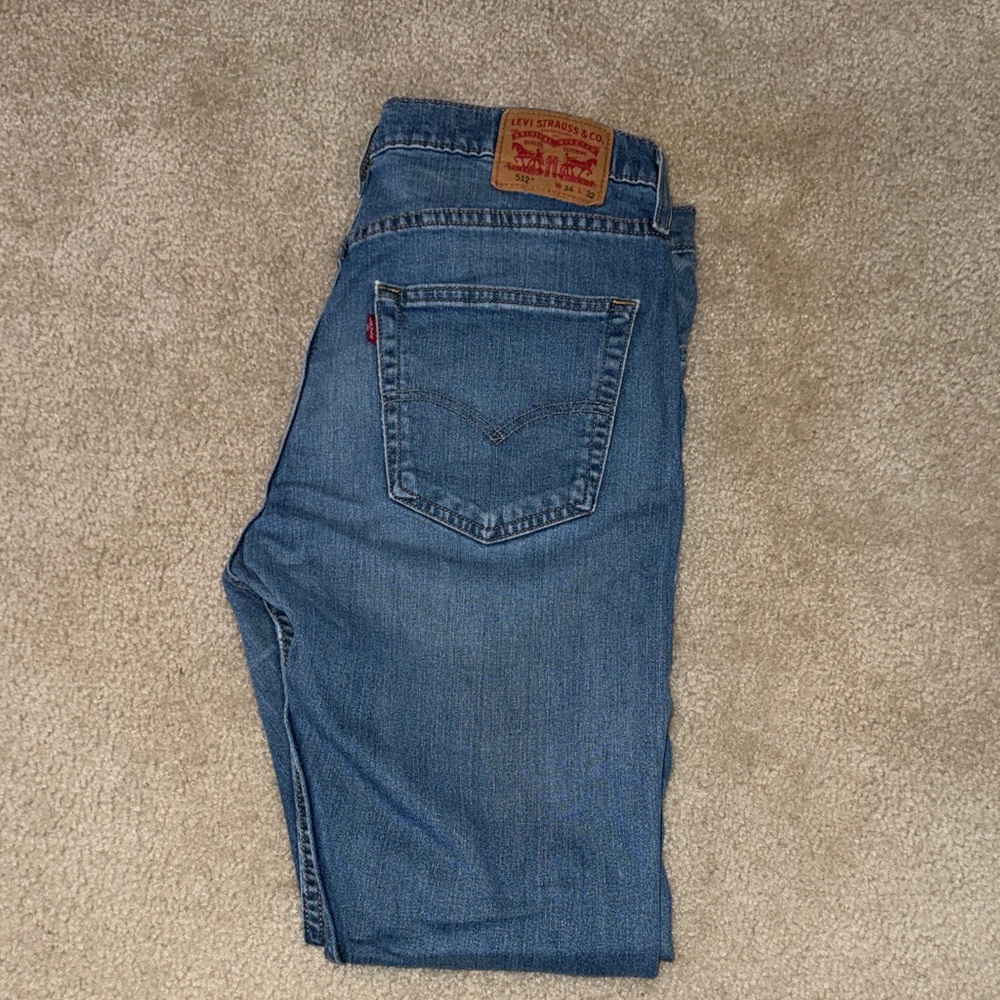 Levi's Classic Straight Men's Jeans in Denim Blue